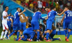 华体会地址-包含激情角逐，各队为争胜势不可挡的词条