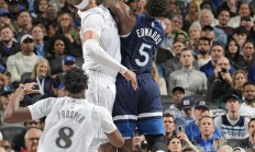 华体会活动-篮网逆转独行侠取得胜利