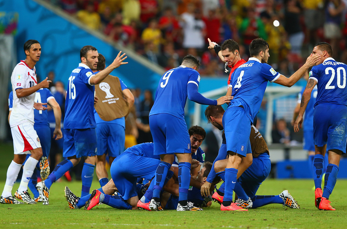 包含激情角逐，各队为争胜势不可挡的词条