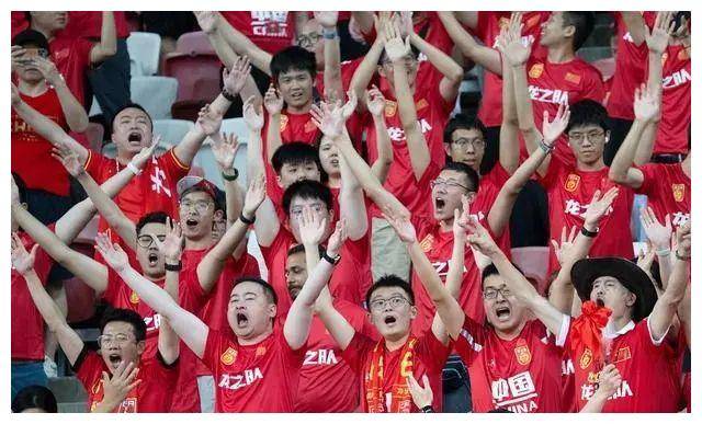 智利队主场击败美国队，欧预赛小组积分领先的简单介绍